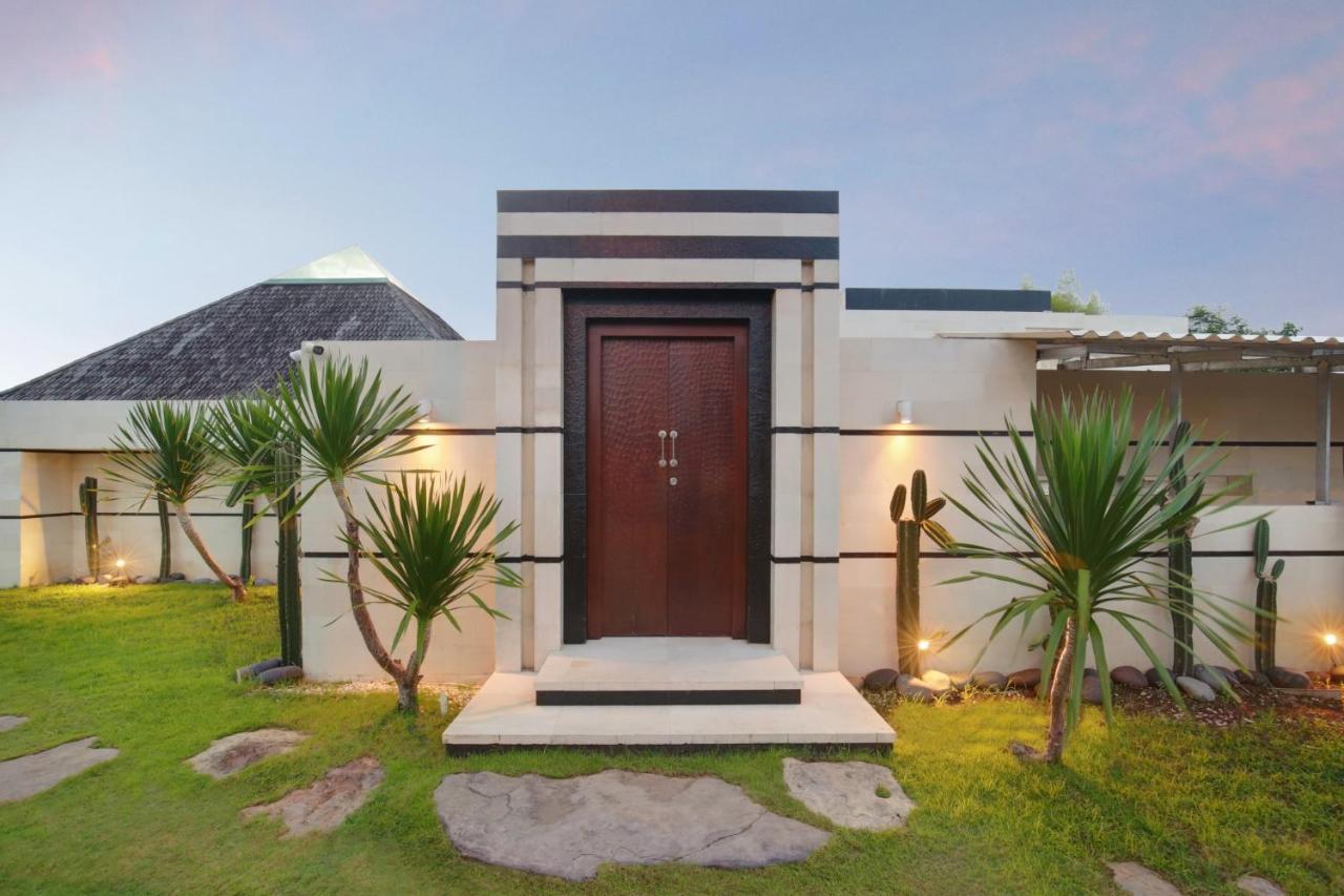 Nara Villa Canggu By Ini Vie Hospitality Exteriör bild