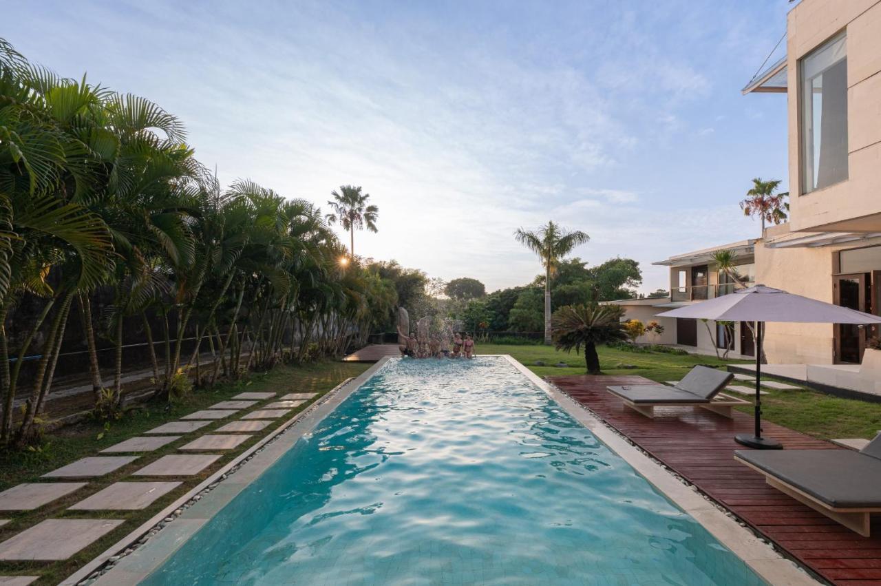 Nara Villa Canggu By Ini Vie Hospitality Exteriör bild